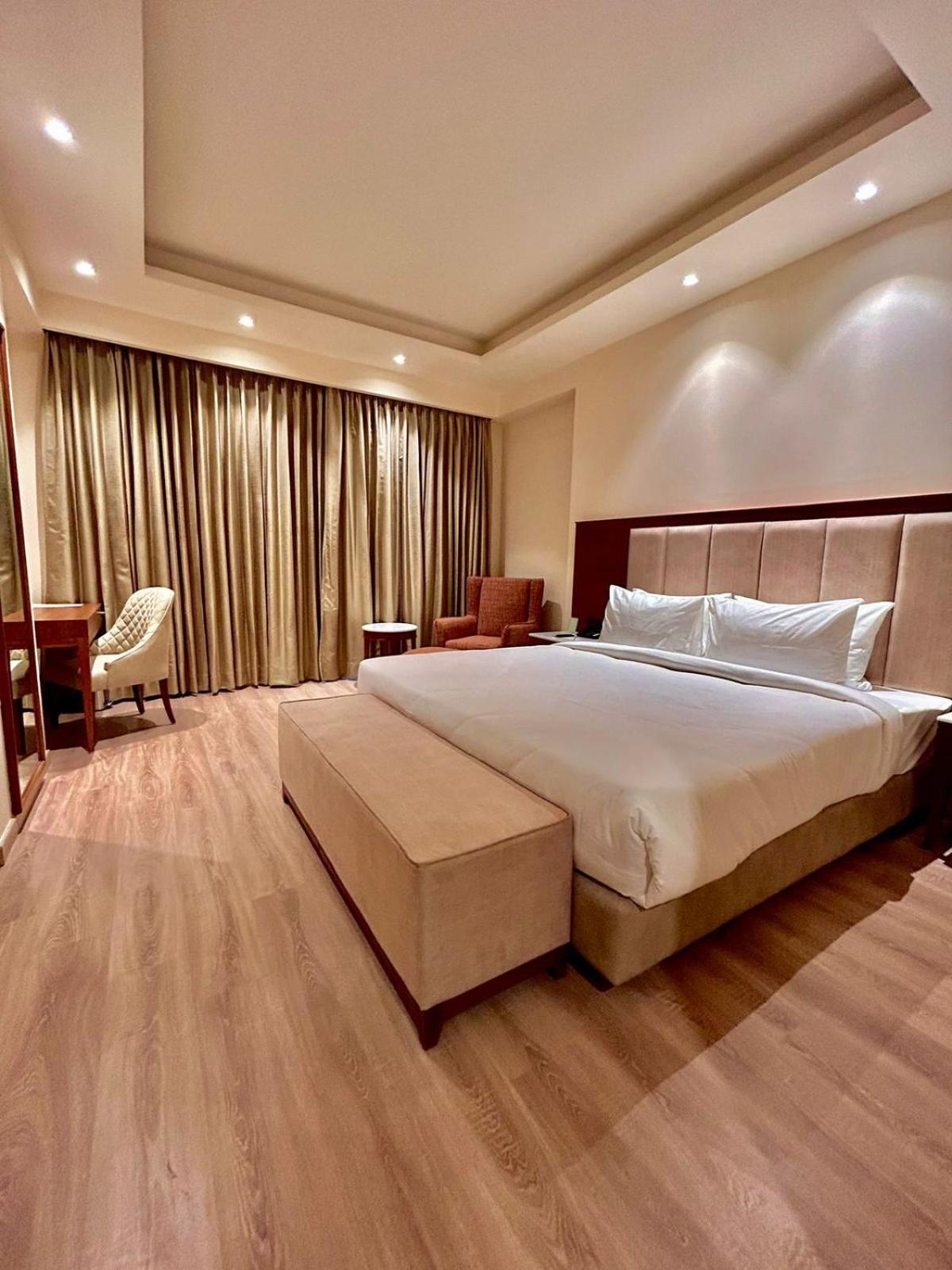 Best Western Plus Амритсар Екстериор снимка